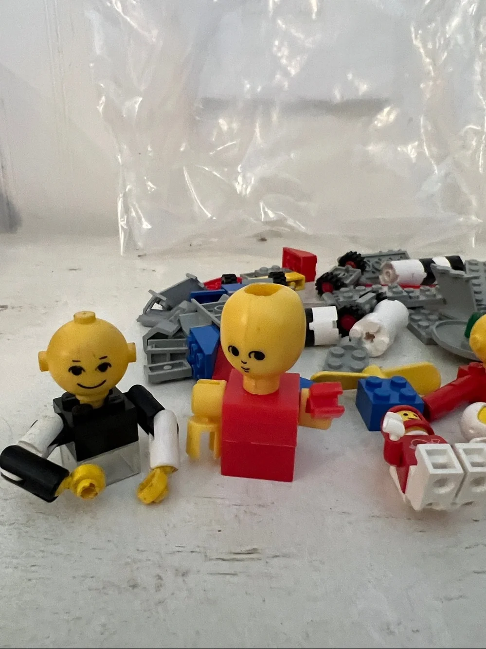Vintage 70s Lego classic homemaker space more mini figures pieces